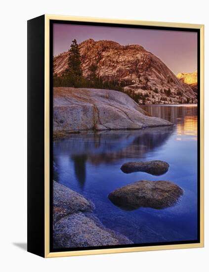 Tenaya Lake at Sunset in Yosemite National Park-Melissa Southern-Framed Premier Image Canvas