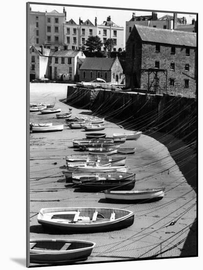 Tenby Harbour 1960-Staff-Mounted Photographic Print