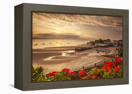 Tenby, Pembrokeshire, Wales, United Kingdom, Europe-Billy Stock-Framed Premier Image Canvas