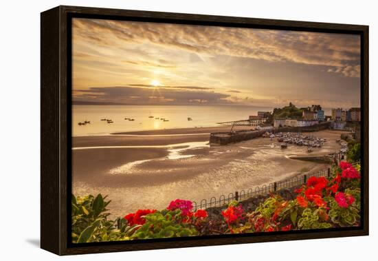 Tenby, Pembrokeshire, Wales, United Kingdom, Europe-Billy Stock-Framed Premier Image Canvas