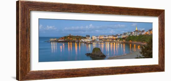 Tenby, Pembrokeshire, Wales, United Kingdom, Europe-Billy Stock-Framed Photographic Print