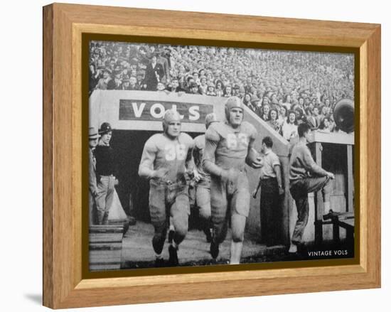 Tennessee Volunteers Football Team-null-Framed Stretched Canvas