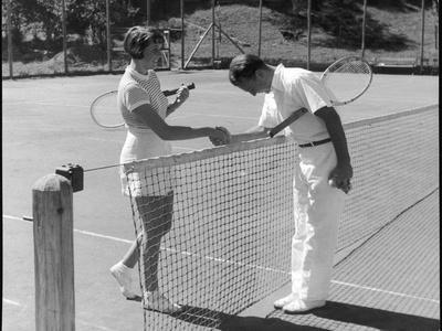 Tennis Chivalry 1930s' Photographic Print | Art.com
