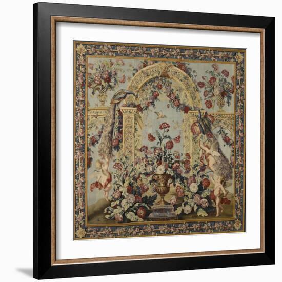 Tenture du Triomphe de Flore: Treillage et vase de fleurs-null-Framed Giclee Print