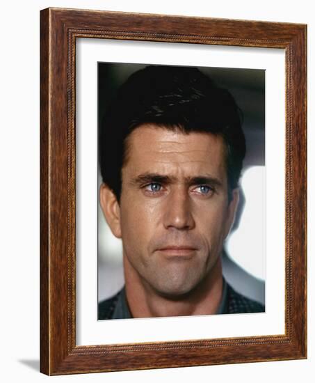 TEQUILA SUNRISE, 1988 directed by ROBERT TOWNE Mel Gibson (photo)-null-Framed Photo