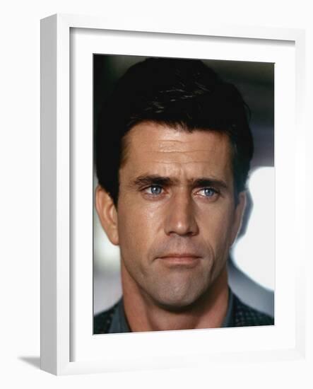 TEQUILA SUNRISE, 1988 directed by ROBERT TOWNE Mel Gibson (photo)-null-Framed Photo