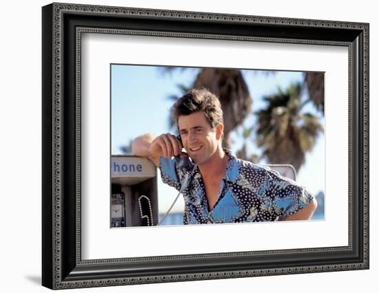 TEQUILA SUNRISE, 1988 directed by ROBERT TOWNE Mel Gibson (photo)-null-Framed Photo