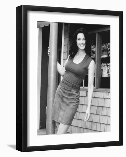 Terry Farrell-null-Framed Photo