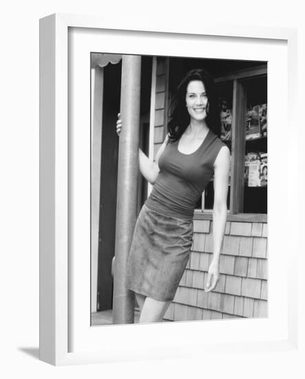 Terry Farrell-null-Framed Photo