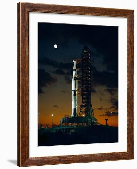 Test Flight of Giant Saturn V Rocket for Apollo 4 Mission at Kennedy Space Center, Nov 8, 1967-null-Framed Photo