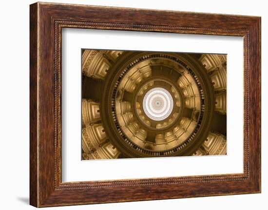 TEXAS STATE CAPITOL, AUSTIN TEXAS - Looking up inside the dome of the Texas state capitol building-null-Framed Photographic Print