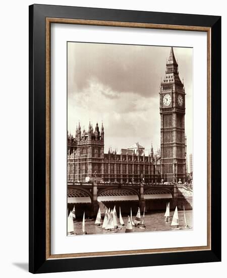 Thames Day on the River Between Westminister and Hungerford Bridges-null-Framed Photographic Print