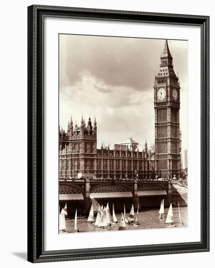 Thames Day on the River Between Westminister and Hungerford Bridges-null-Framed Photographic Print