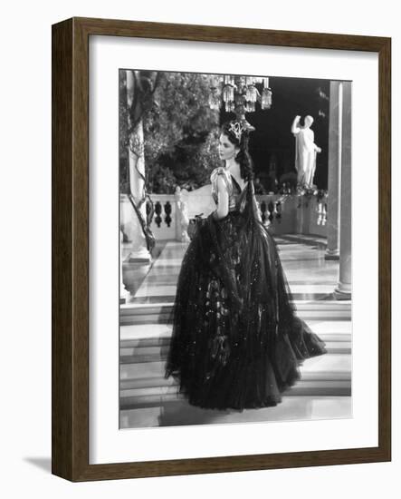 THAT HAMILTON WOMAN, 1941 directed by ALEXANDER KORDA Vivien Leigh (b/w photo)-null-Framed Photo