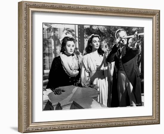 THAT HAMILTON WOMAN, 1941 directed by ALEXANDER KORDA Vivien Leigh (b/w photo)-null-Framed Photo