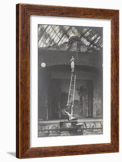 The 2 Morandini's (Equilibristes sur perche et échelle)-null-Framed Giclee Print