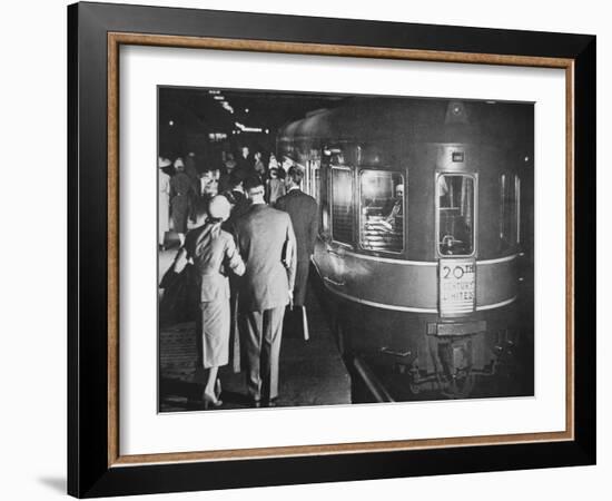 The '20th Century Limited' Luxury Train of the New York Central System, C.1938-null-Framed Photographic Print