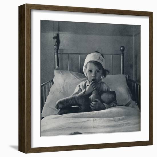 'The Age of Innocence', 1941-Cecil Beaton-Framed Photographic Print