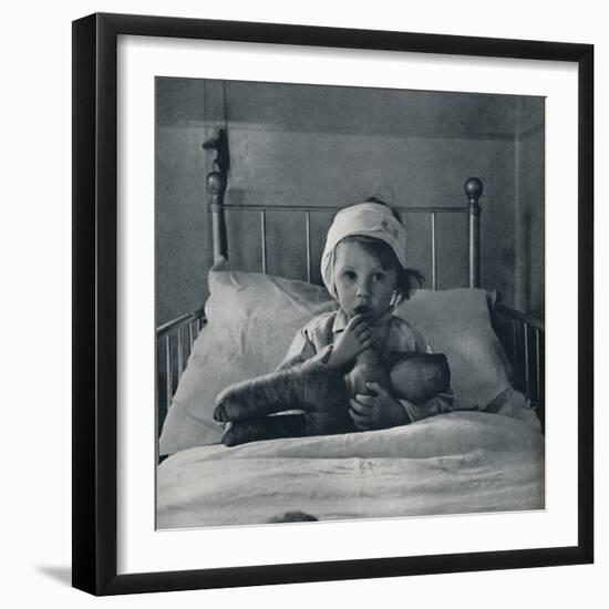 'The Age of Innocence', 1941-Cecil Beaton-Framed Photographic Print