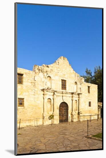 The Alamo, Mission San Antonio De Valero, San Antonio, Texas, United States of America-Kav Dadfar-Mounted Photographic Print