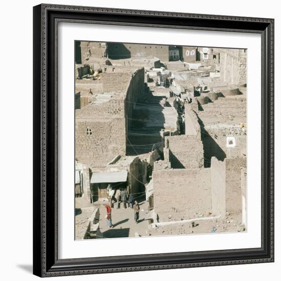 The ancient market in the old city at San'a-Werner Forman-Framed Giclee Print