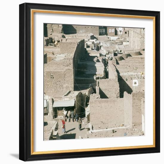 The ancient market in the old city at San'a-Werner Forman-Framed Giclee Print