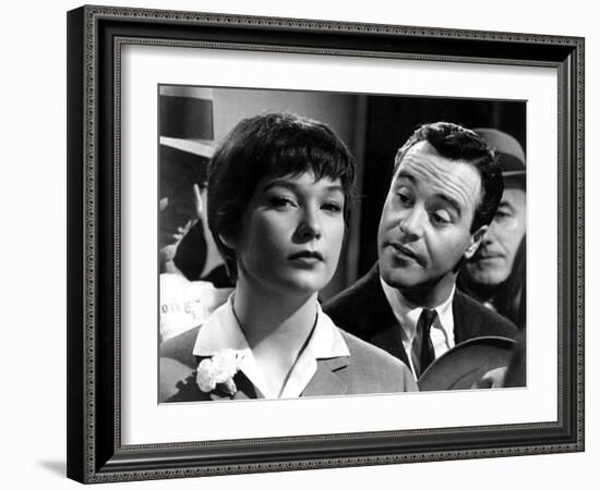 The Apartment, Shirley MacLaine, Jack Lemmon, 1960-null-Framed Photo