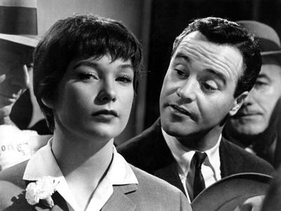 The Apartment, Shirley MacLaine, Jack Lemmon, 1960 Photo | Art.com