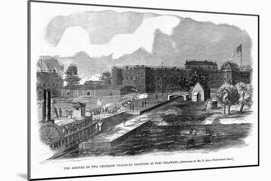 The Arrival of Two Thousand Vicksburg Prisoners at Fort Delaware.-null-Mounted Giclee Print
