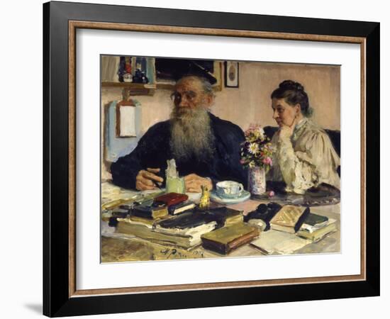 The Author Leo Tolstoy with His Wife in Yasnaya Polyana, 1907-Il'ya Repin-Framed Giclee Print