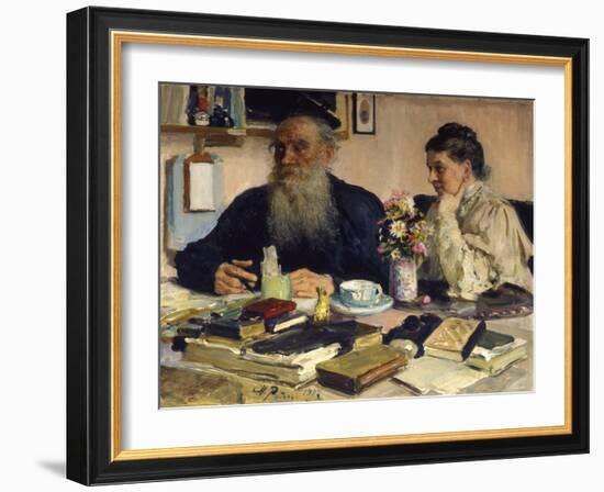 The Author Leo Tolstoy with His Wife in Yasnaya Polyana, 1907-Il'ya Repin-Framed Giclee Print