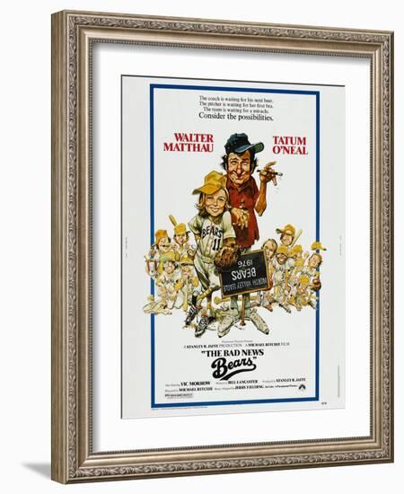 THE BAD NEWS BEARS, US poster, from left: Tatum O'Neal, Walter Matthau, 1976-null-Framed Art Print