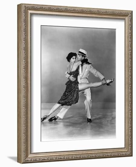 The Band Wagon, Cyd Charisse, Fred Astaire, 1953-null-Framed Photo