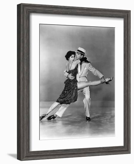 The Band Wagon, Cyd Charisse, Fred Astaire, 1953-null-Framed Photo