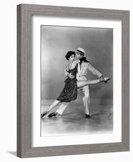 The Band Wagon, Cyd Charisse, Fred Astaire, 1953-null-Framed Photo