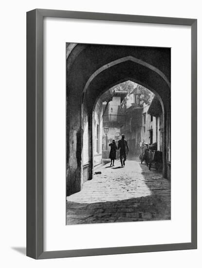 The Bazaar of Lucknow, India, C1930S-null-Framed Giclee Print