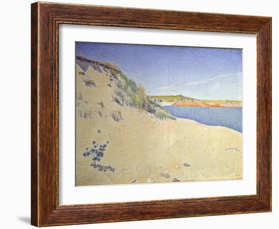 The Beach at Saint-Briac. Op. 212 (Sandy Seashor), 1890-Paul Signac-Framed Giclee Print