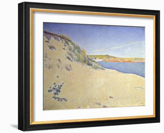 The Beach at Saint-Briac. Op. 212 (Sandy Seashor), 1890-Paul Signac-Framed Giclee Print