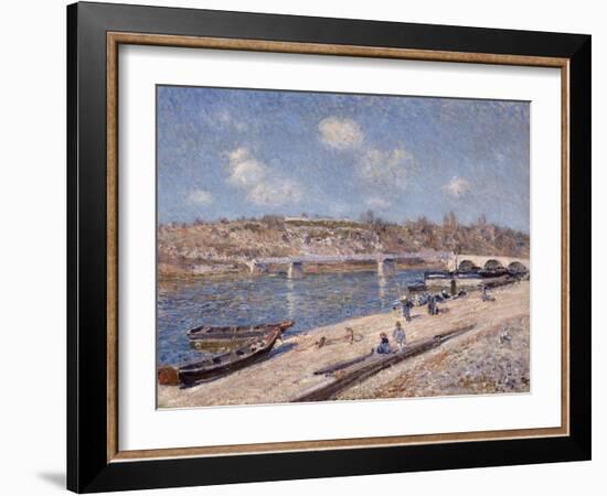 The Beach at Saint-Mammès, 1884-Alfred Sisley-Framed Giclee Print