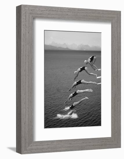 The beauty of diving-Greetje van Son-Framed Photographic Print