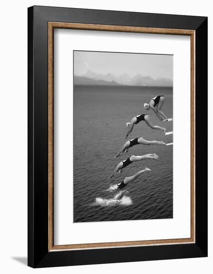 The beauty of diving-Greetje van Son-Framed Photographic Print