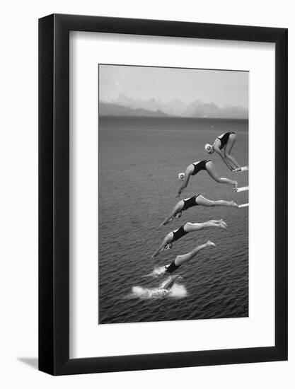 The beauty of diving-Greetje van Son-Framed Photographic Print