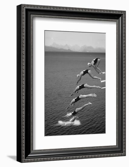 The beauty of diving-Greetje van Son-Framed Photographic Print