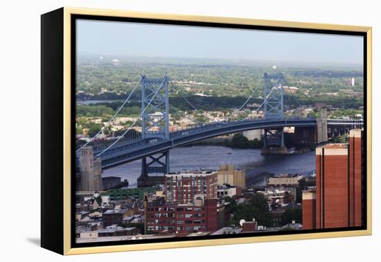 The Benjamin Franklin Bridge Crosses the Delaware River Connecting Philadelphia, Pennsylvania and C-pdb1-Framed Premier Image Canvas