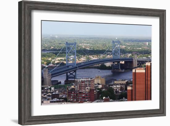 The Benjamin Franklin Bridge Crosses the Delaware River Connecting Philadelphia, Pennsylvania and C-pdb1-Framed Photographic Print