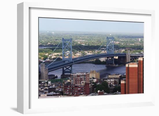 The Benjamin Franklin Bridge Crosses the Delaware River Connecting Philadelphia, Pennsylvania and C-pdb1-Framed Photographic Print