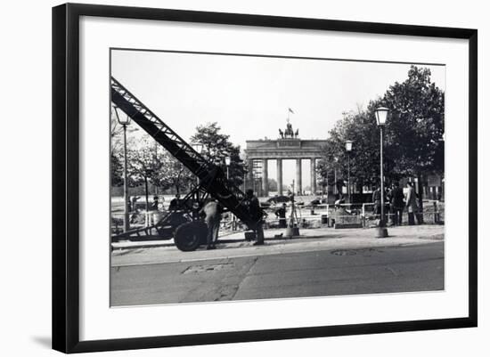 The Berlin Wall, under Construction in August 1961-null-Framed Photographic Print