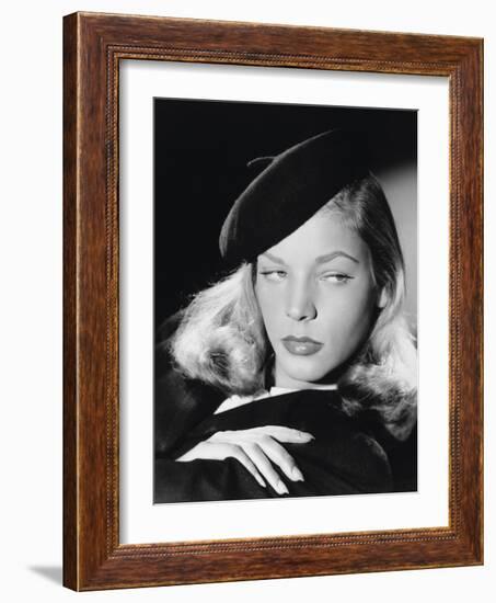 The Big Sleep, Lauren Bacall, Directed by Howard Hawks, 1946-null-Framed Photographic Print