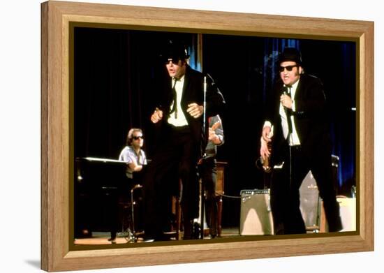 THE BLUES BROTHERS, 1980 directed by JOHN LANDIS Dan Aykroyd and John Belushi (photo)-null-Framed Stretched Canvas