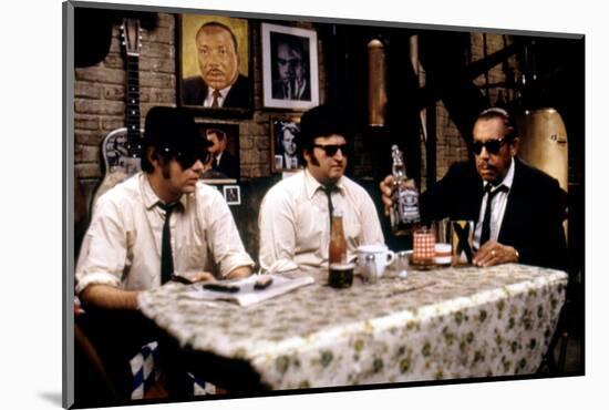 THE BLUES BROTHERS, 1980 directed by JOHN LANDIS Dan Aykroyd, John Belushi and Cab Calloway (photo)-null-Mounted Photo